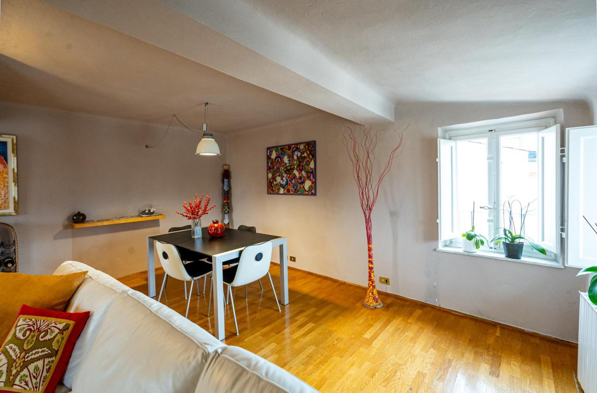 Cozy Apartment With A View On The City Walls Lucca Eksteriør billede